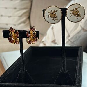 Clip earrings 2 pair vintage 70’s gold porcelain painted and burnished gold EUC